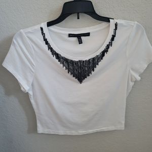 White House Black Market beaded v neck cropped tee Small